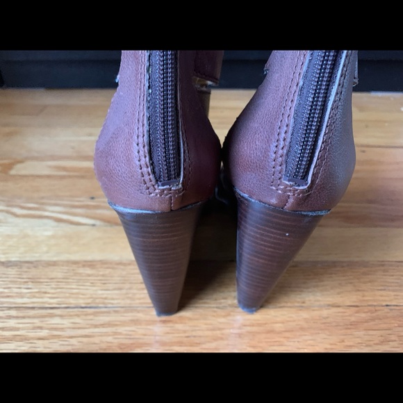 Nine West Leather Sandals with wedge heel. 🌺 - Picture 7 of 8